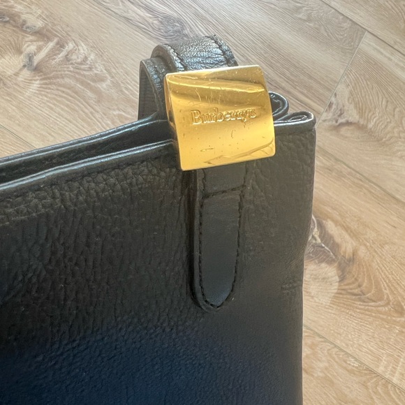 BURBERRY Black Leather Shoulder Bag with Gold Accents and Nova Check interior - Picture 2 of 12